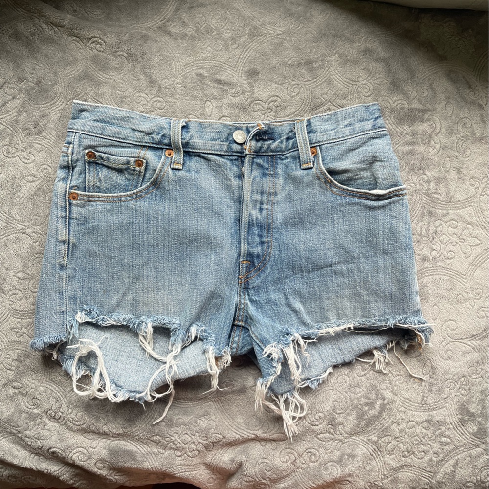 Levi jeans shorts